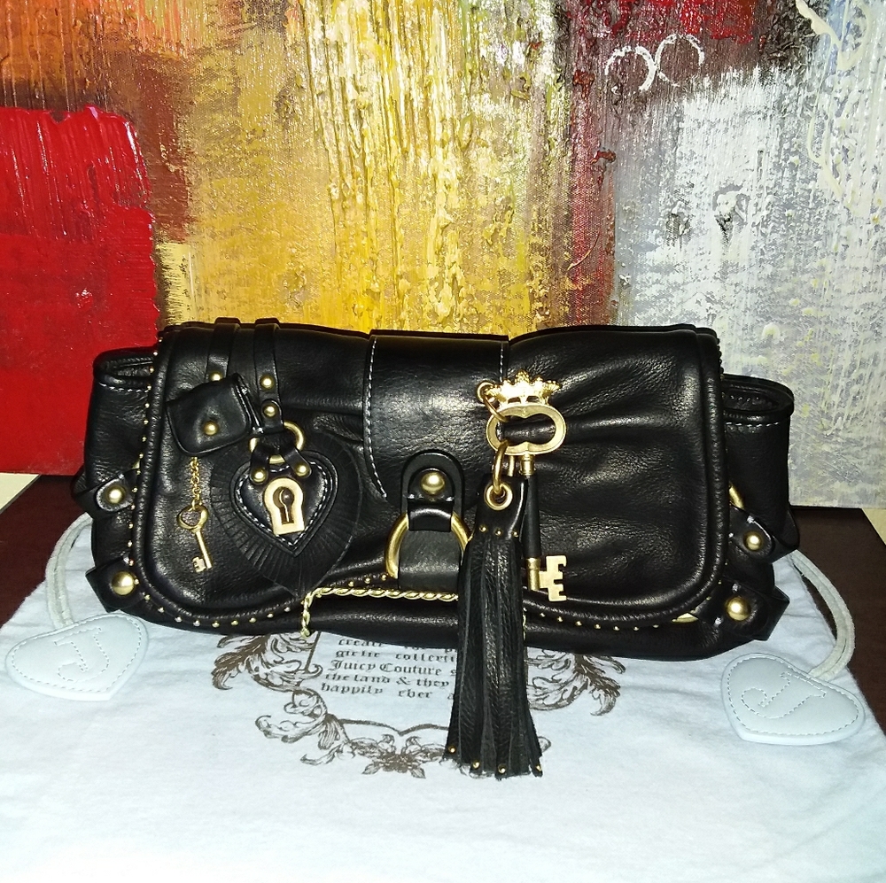 🍂Juicy Couture Soft Clutch🍂